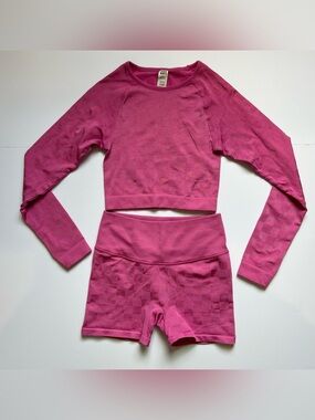 Joy Lab Hot Pink Workout Set | Long Sleeve Crop Top + Biker Short | Size M
